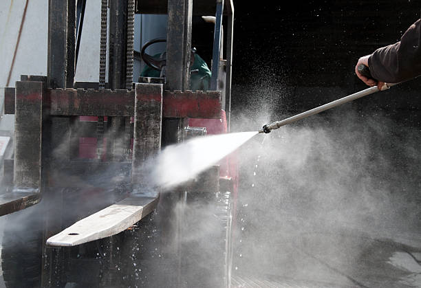 Best Machinery and Equipment Cleaning  in Santa Clara, CA